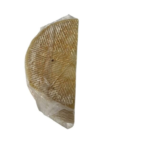 Tabla de quesos artesanos con queso cabra payoya curado natural La Covacha Villaluenga Cádiz