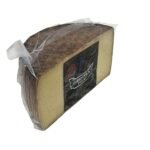 Tabla gourmet con queso de oveja viejo leche cruda IQ lomo ibérico y membrillo